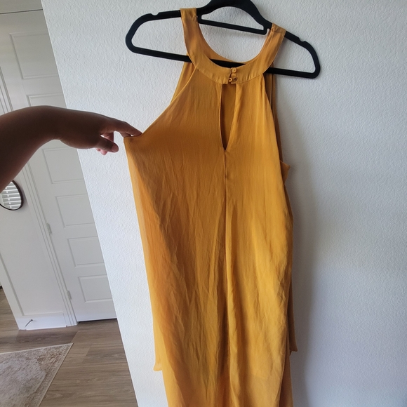Elegant Yellow Gold Sleeveless Dress Plus Size 1X - Picture 8 of 8